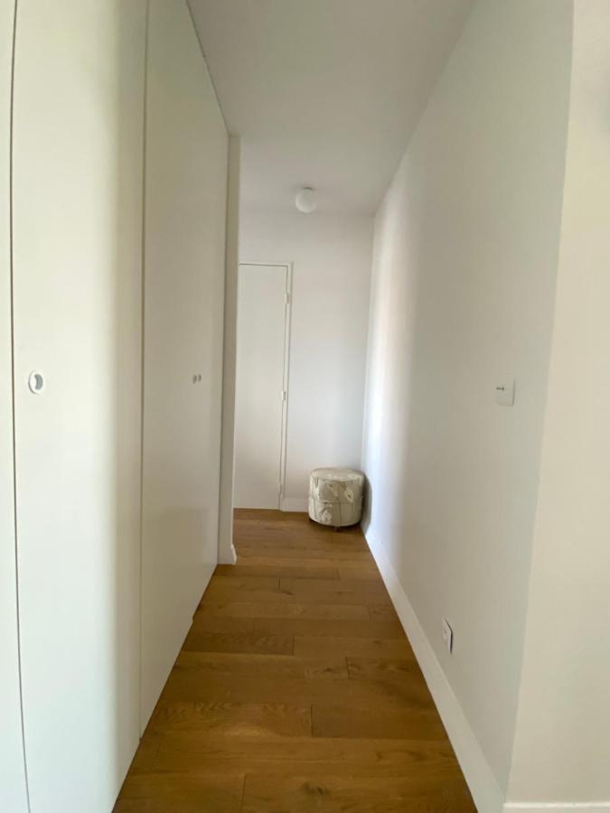 T3 Climatise Villa Juana Avec Parking Et Proche Plage Antibes Luaran gambar